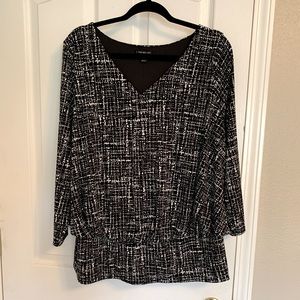 Lane Bryant black and white blouson style top blouse size 18/20